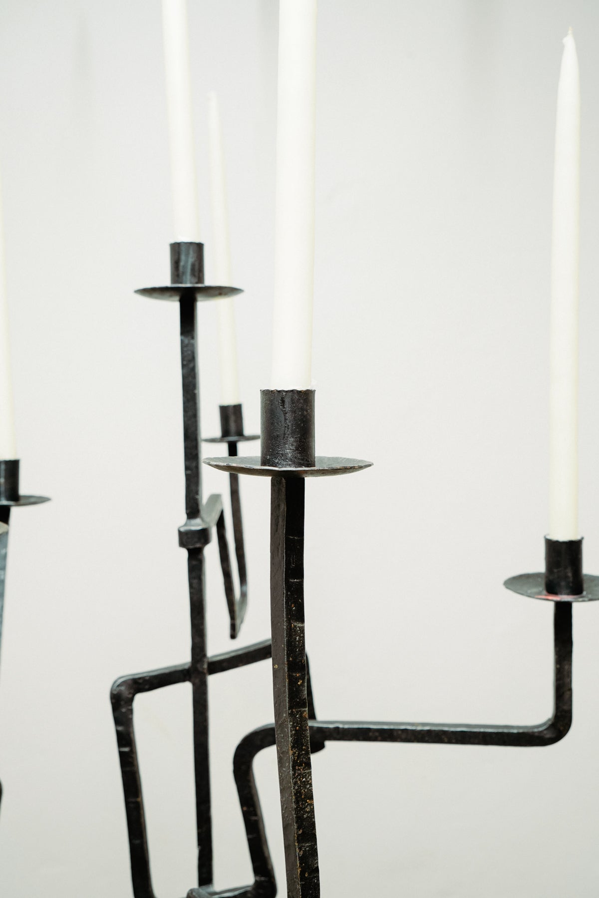 Big fer forgé candleholder