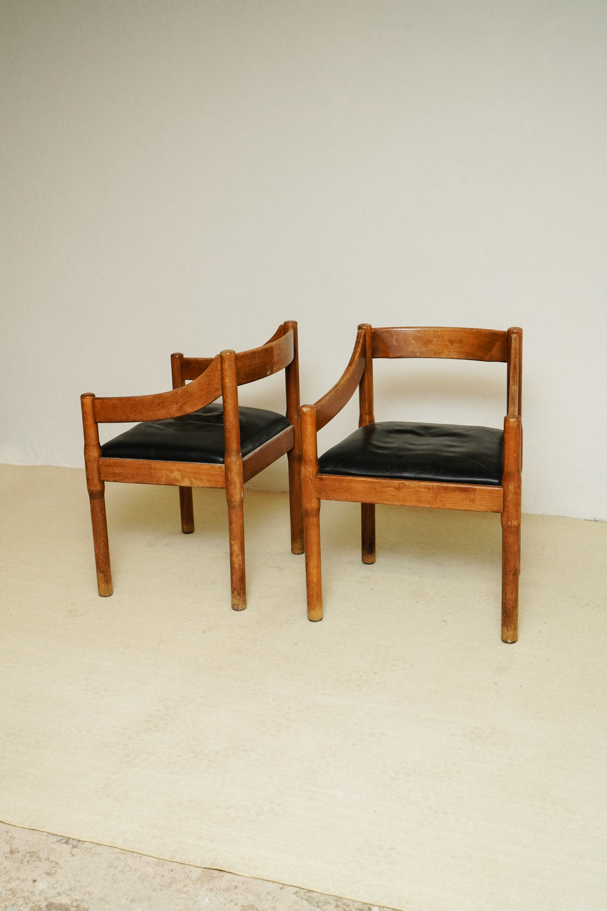 Carimate armchairs by Vico Magistretti for Cassina, 1980s (set of 2)