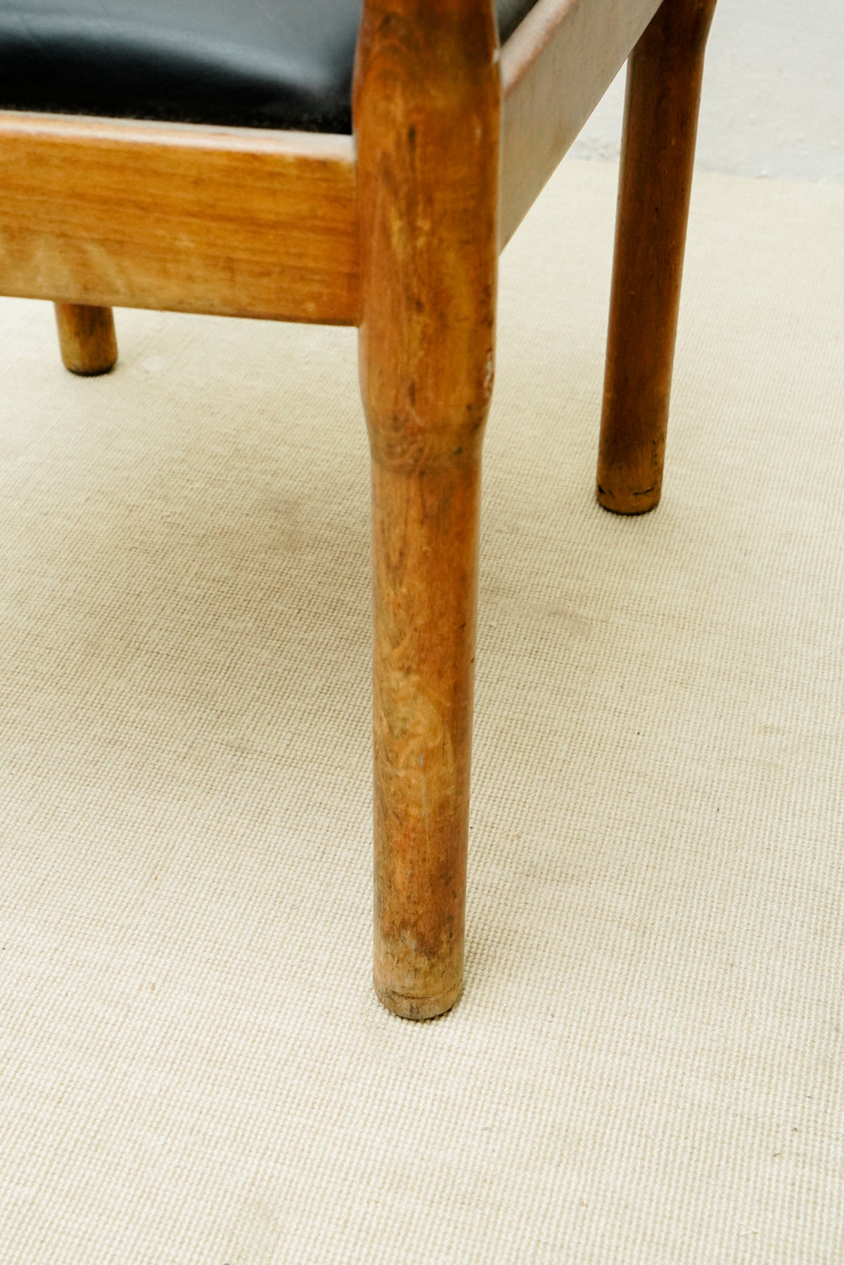 Carimate armchairs by Vico Magistretti for Cassina, 1980s (set of 2)