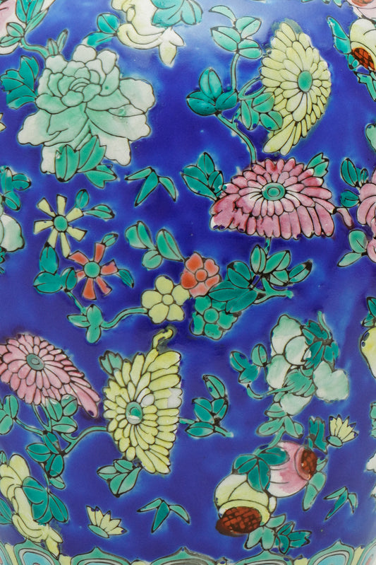 Chinoiserie porcelain temple jar, gitane with flowers