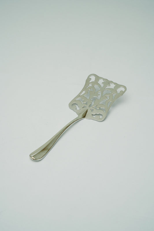 Big spatula for cake