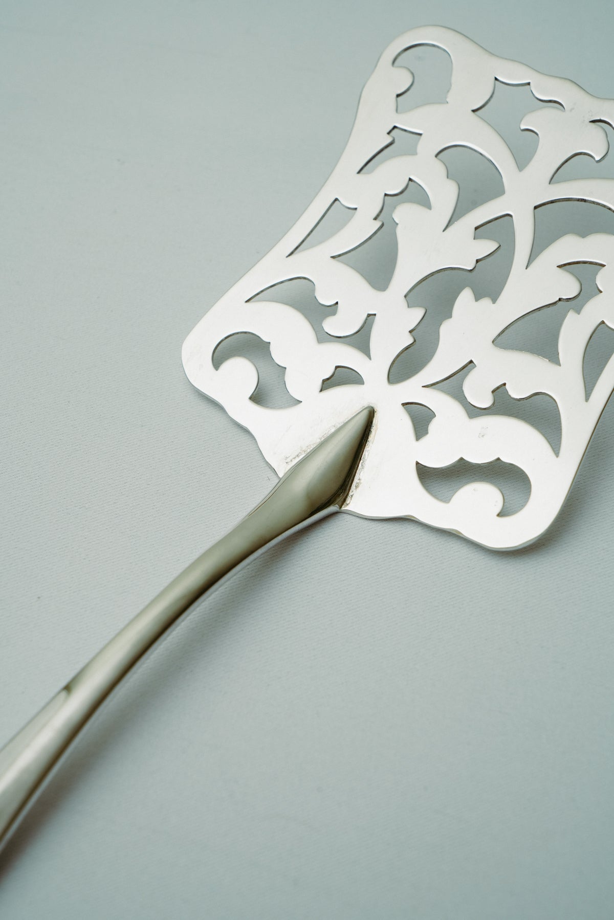 Big spatula for cake