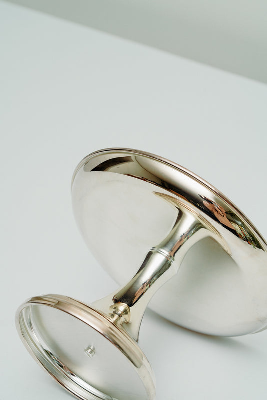 Single tier cake stand