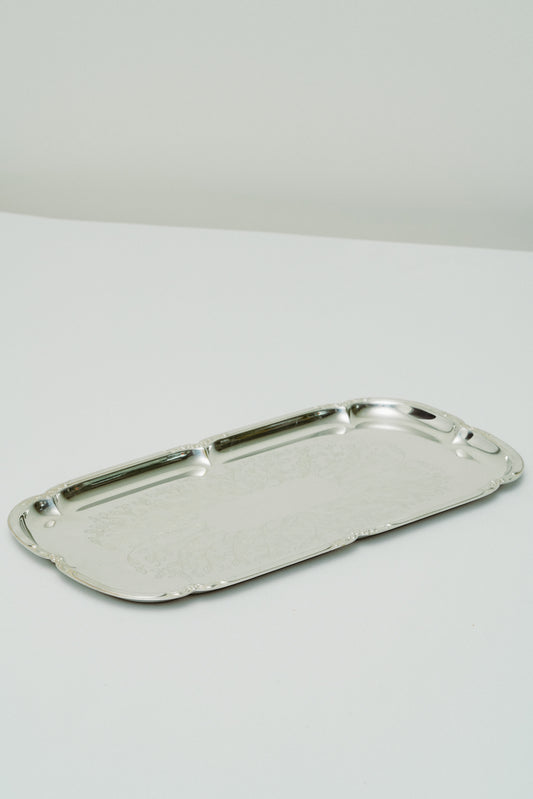 Rectangular tray with engravings