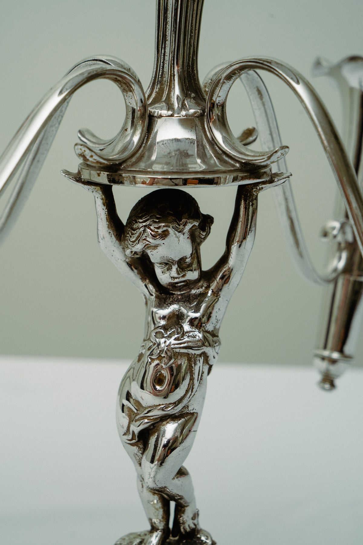 Soliflore, 4 vases and tray