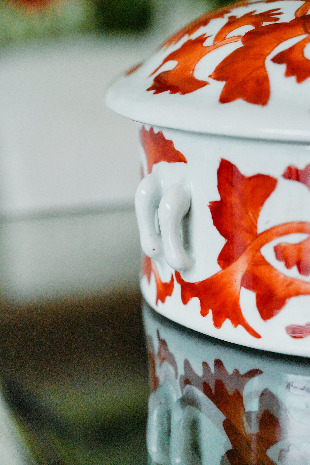 Red porcelain tureen