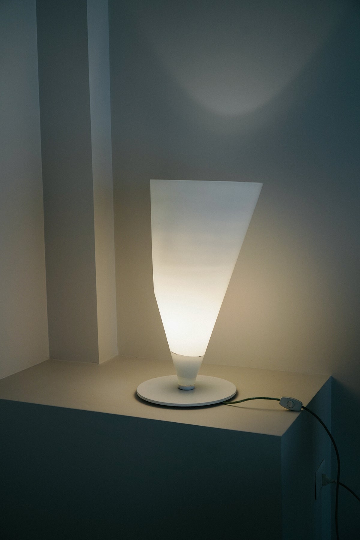 White glass table lamp, 1980s