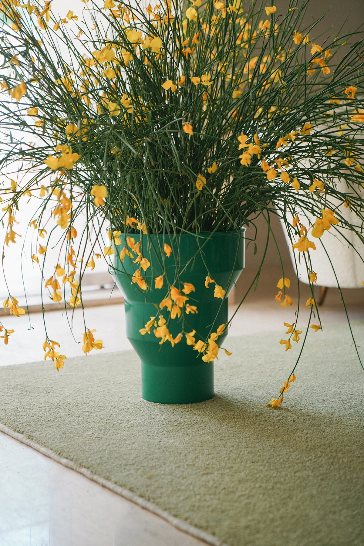Erica green vase by Carl Aubock for Nella Longari Gallery, 1990