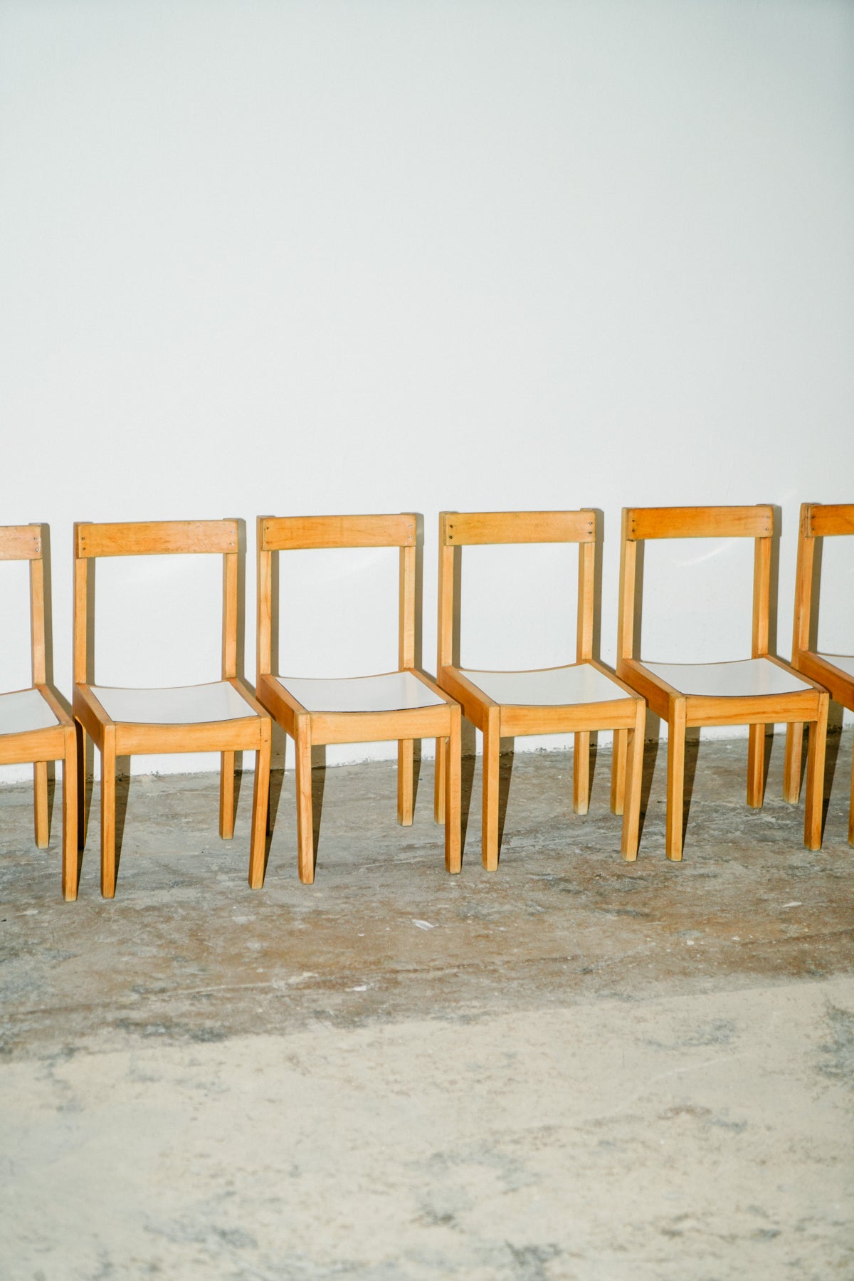 Kids school chairs (set of 6)