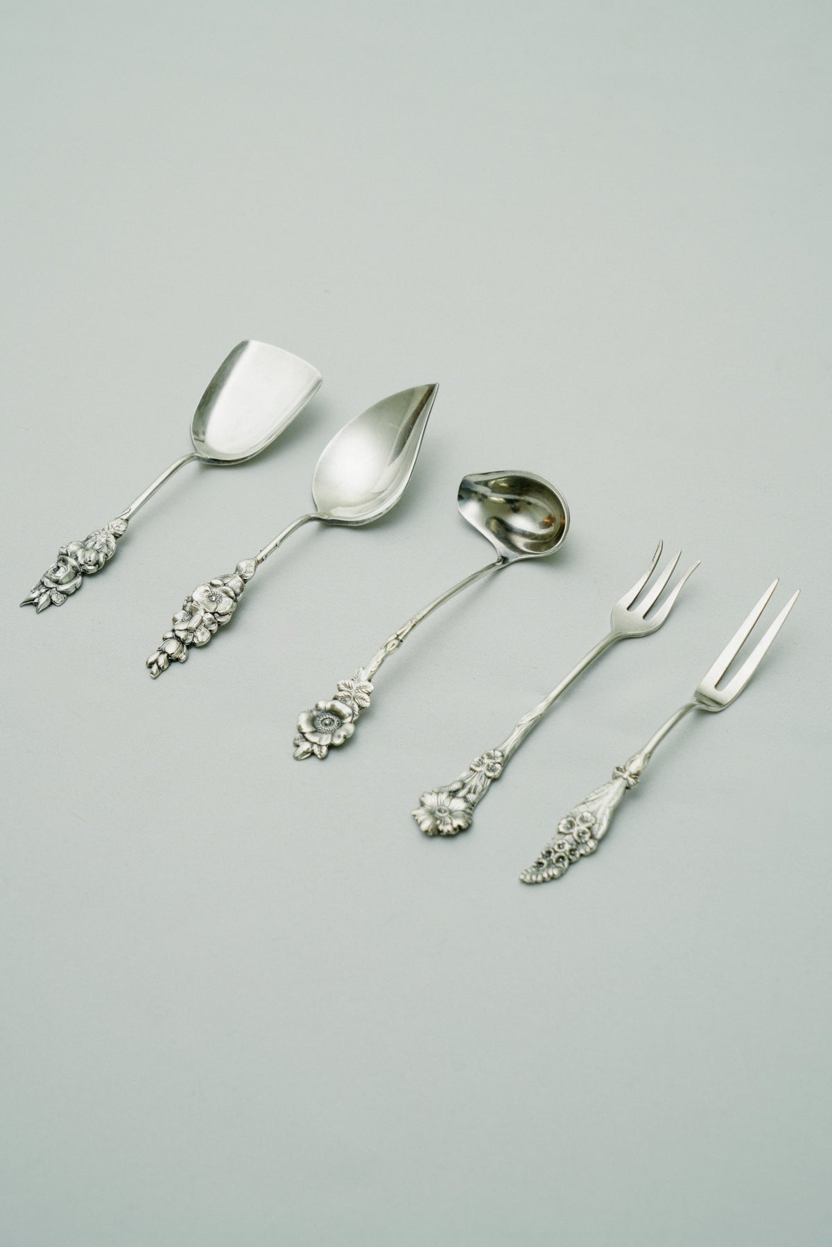 Mignardises cutlery set with flower details