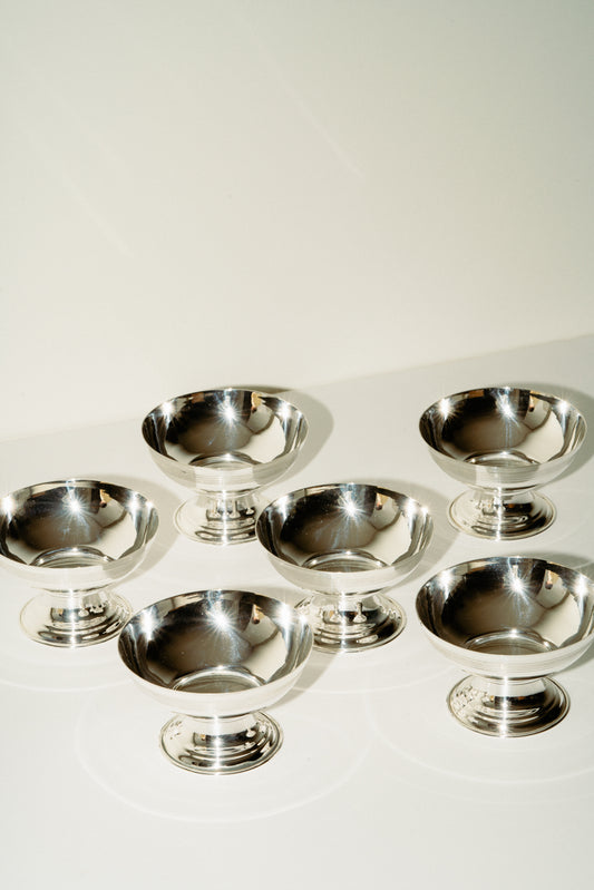 Set of 6 sorbet coupes with tray