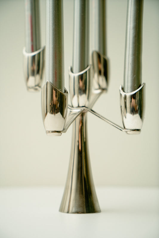 Candle holder