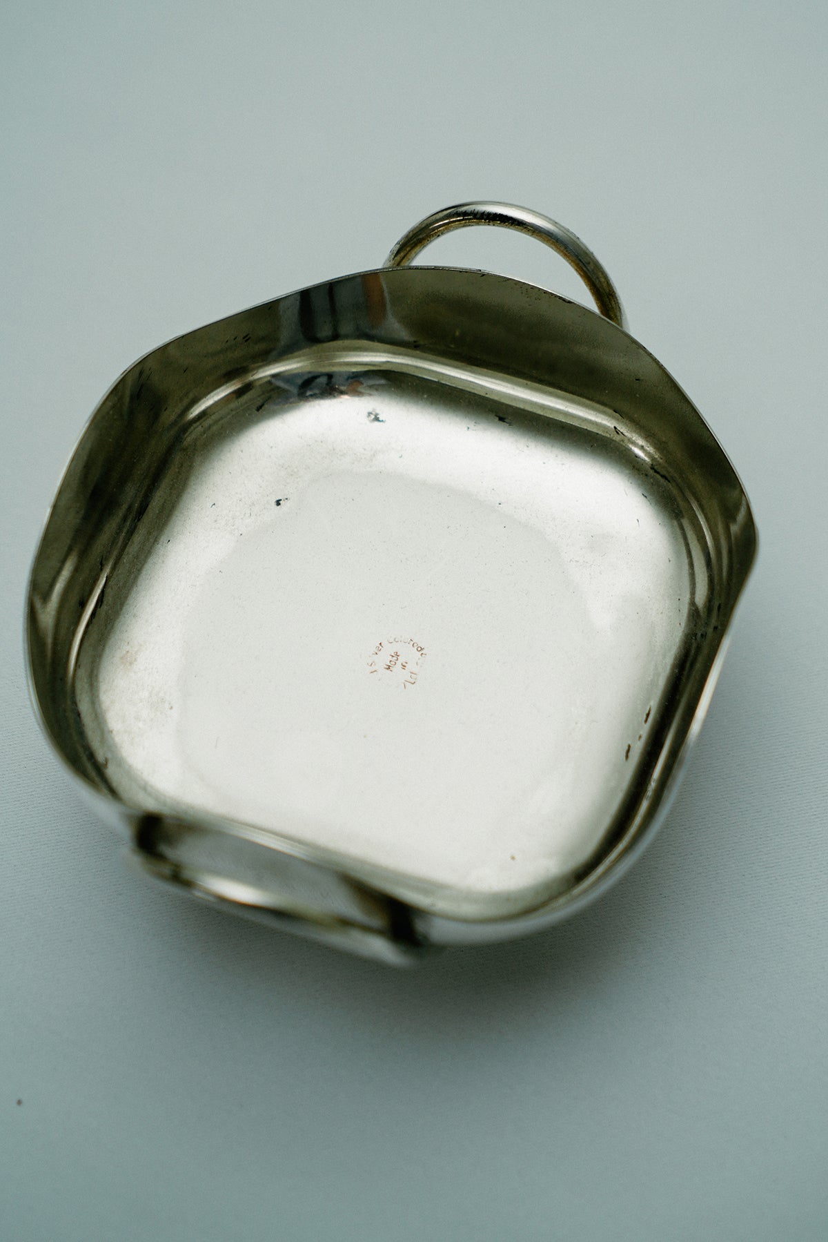 Rocking bowl