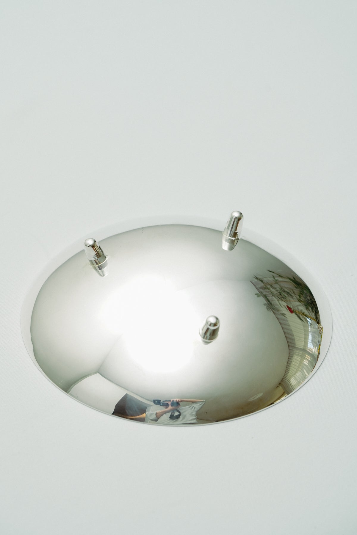 Small bowl with three legs