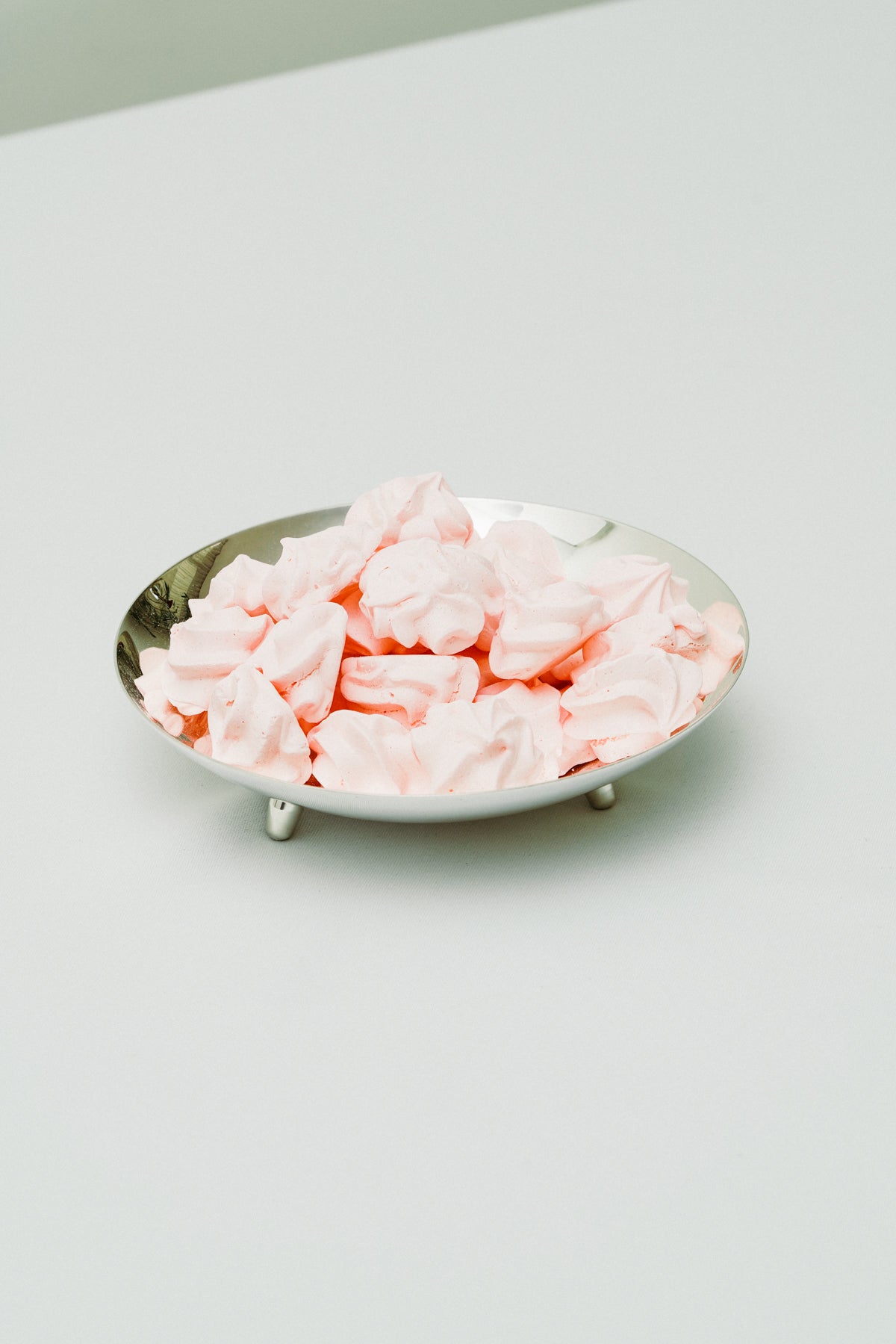 Small bowl with three legs