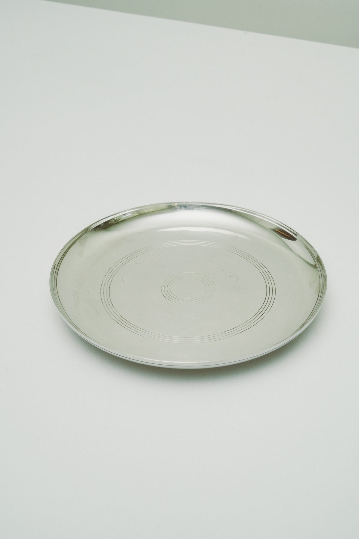 Maison Ercuis round plate