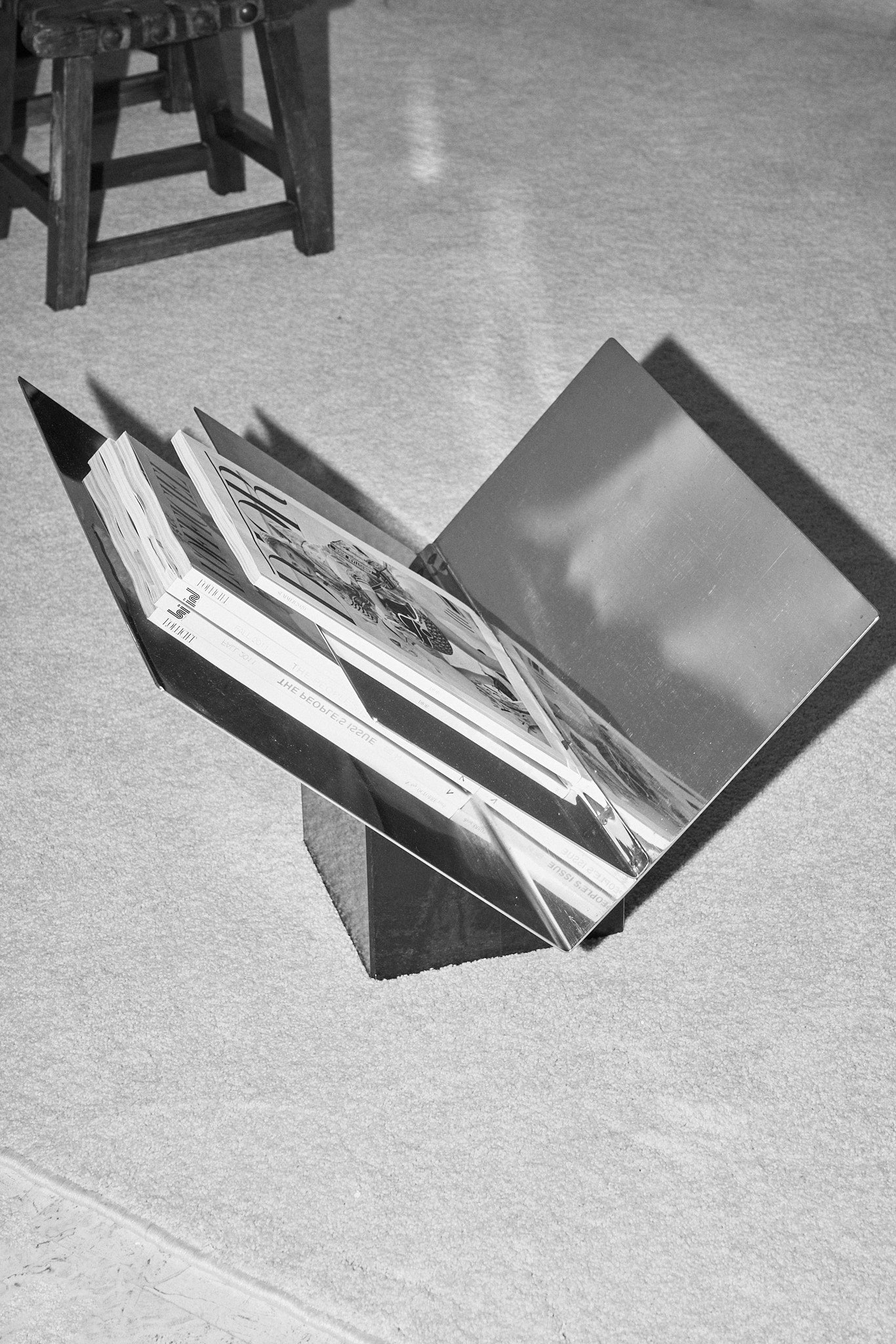 Magazine rack by Giuliana Gramigna and Sergio Mazza for Krupp, 1960s