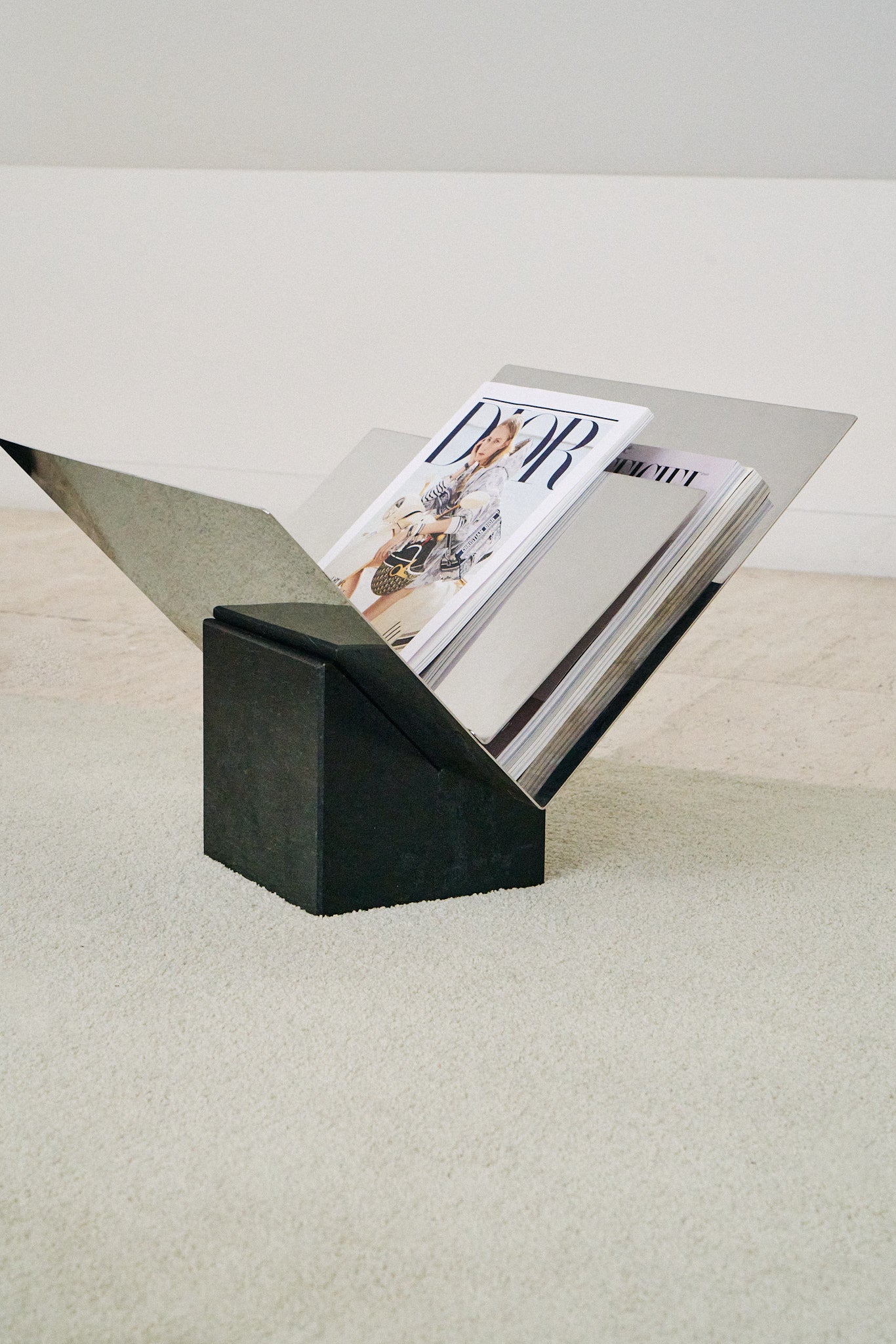 Magazine rack by Giuliana Gramigna and Sergio Mazza for Krupp, 1960s