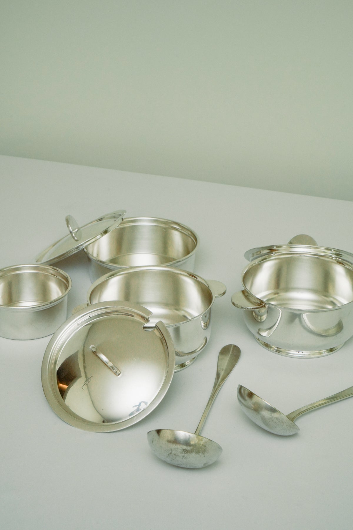 Silver plated set of pots