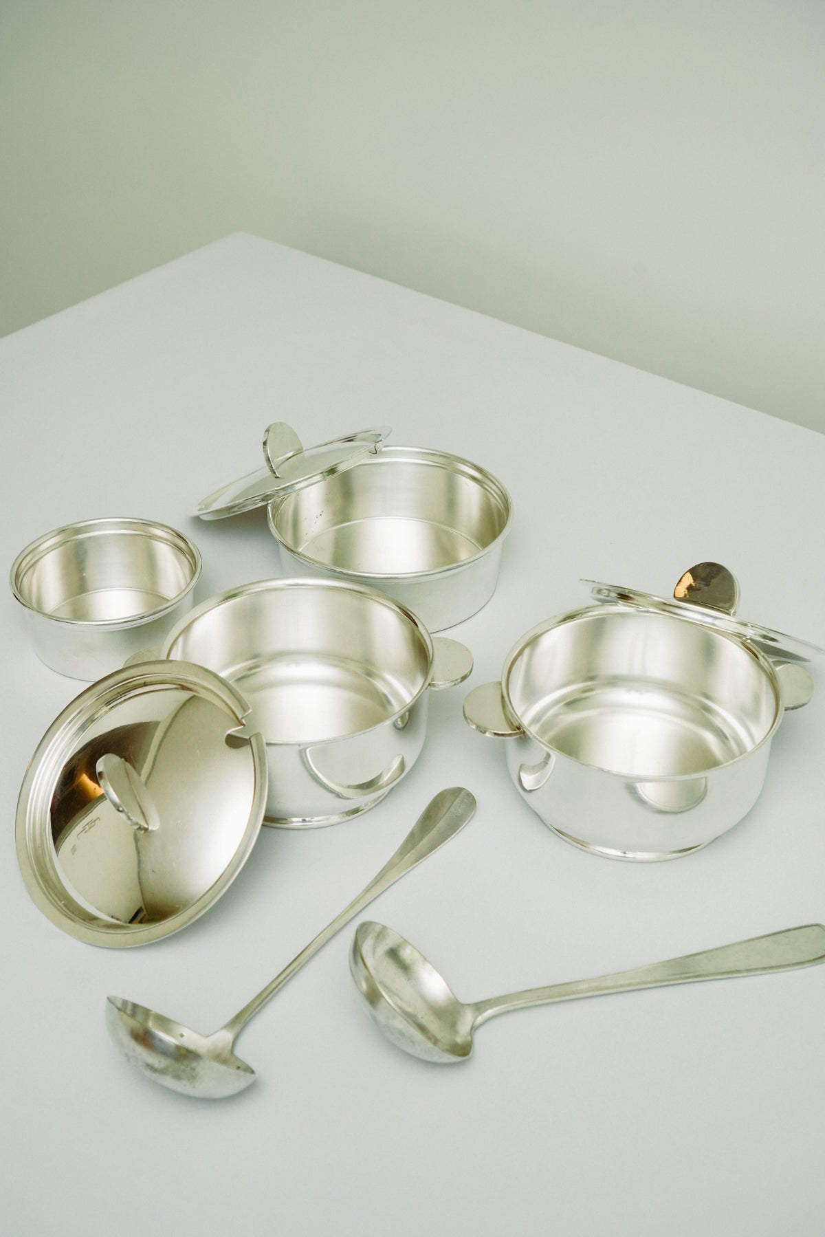 Silver plated set of pots