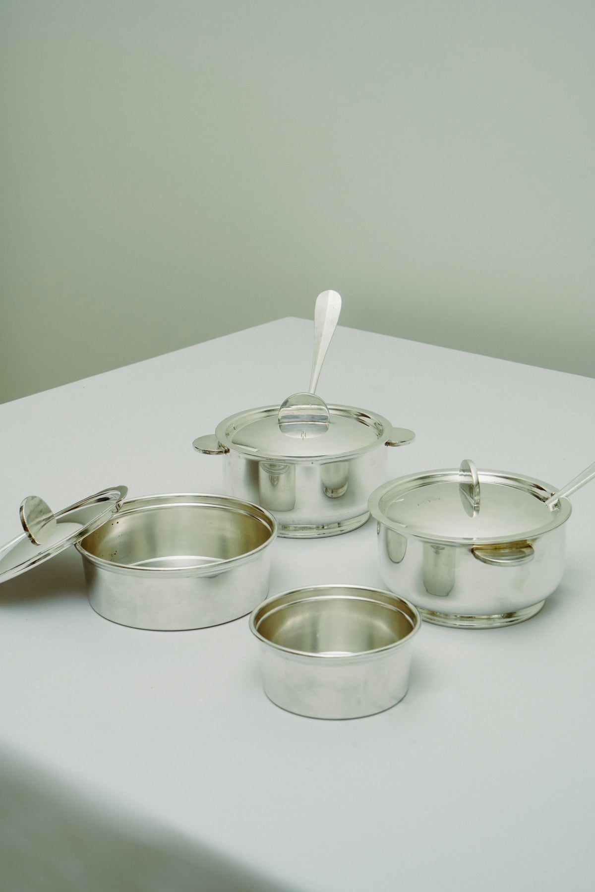 Silver plated set of pots