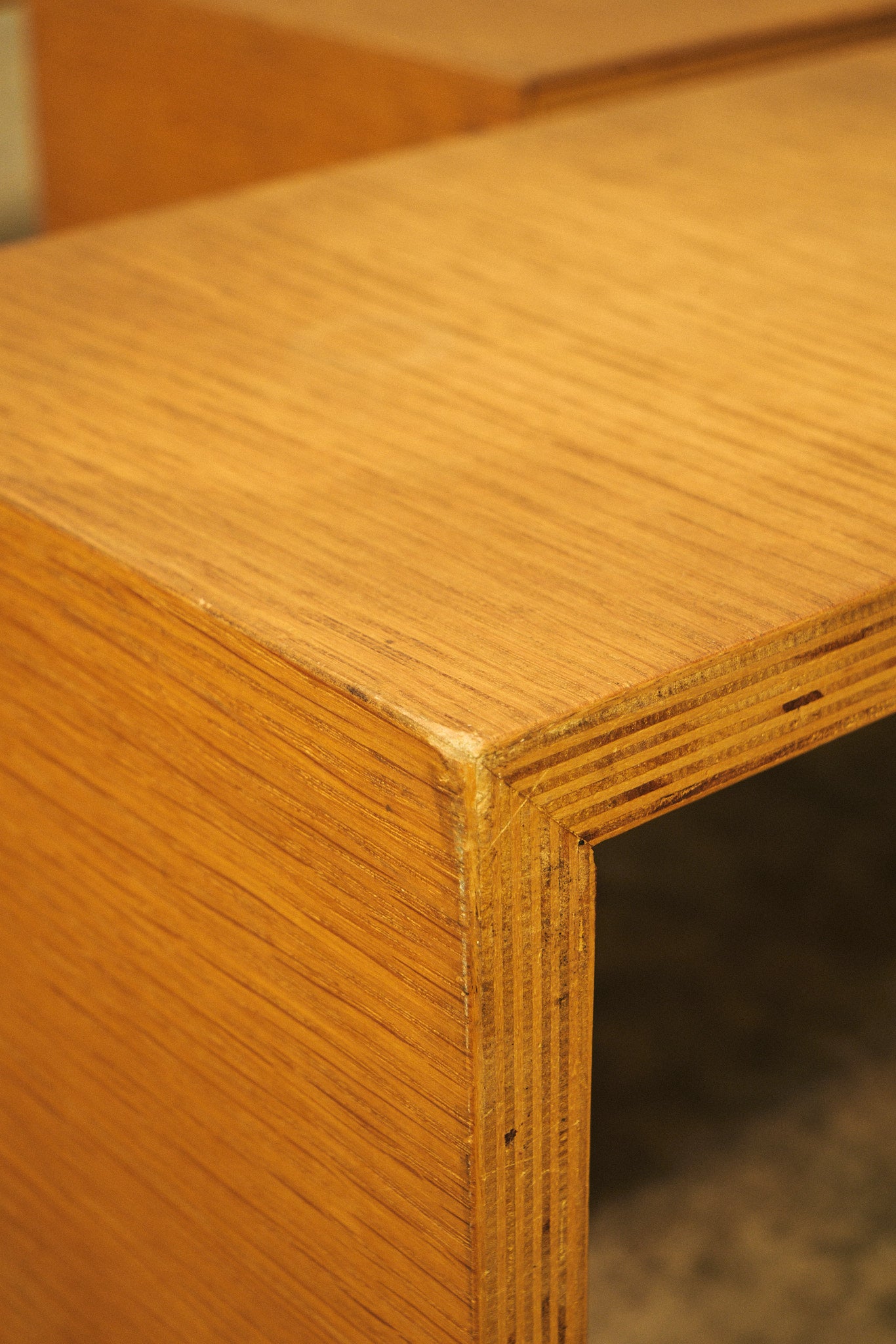 Asymmetric coffee table