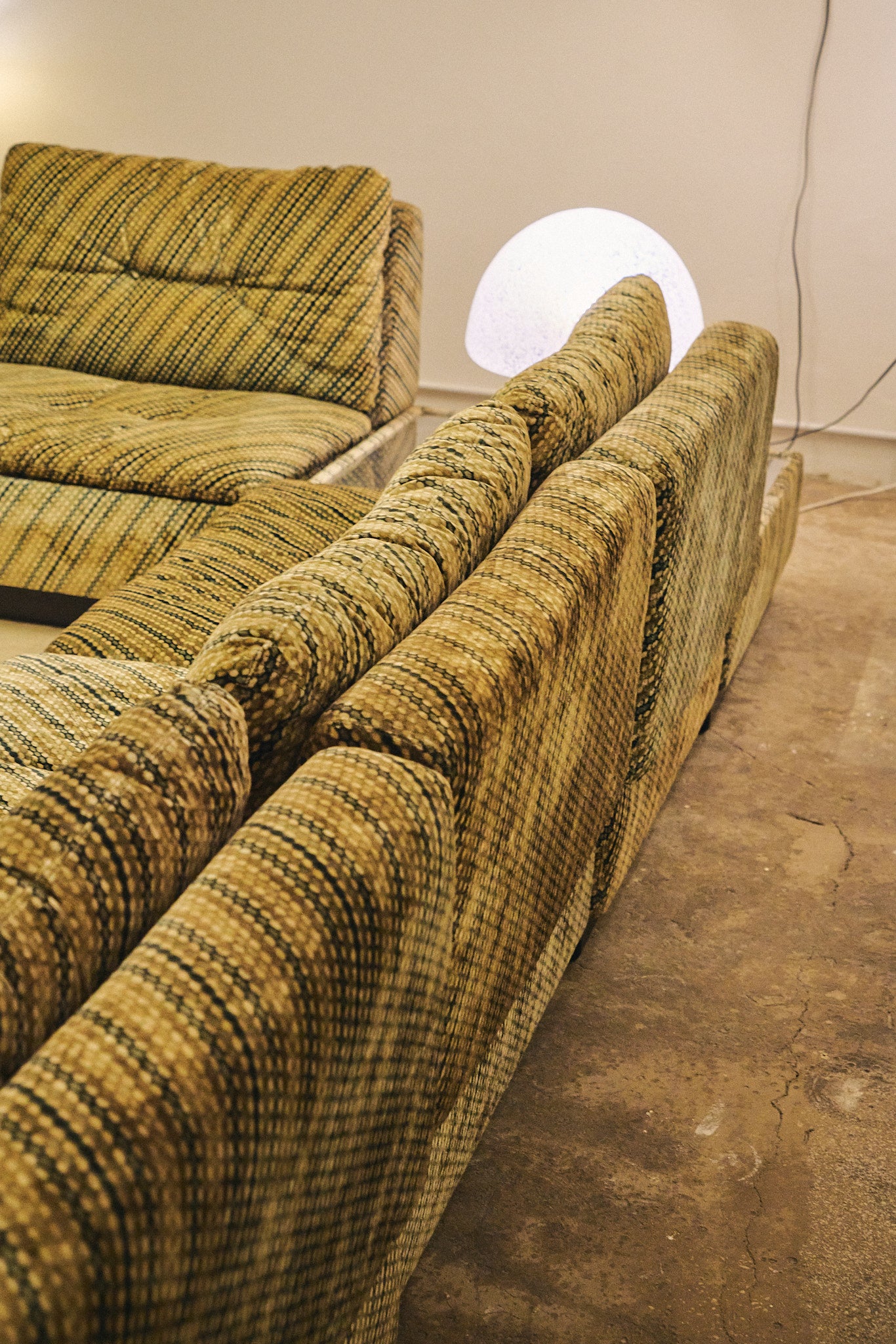 "P10 Proposals" modular sofa by Giovanni Offredi for Saporiti