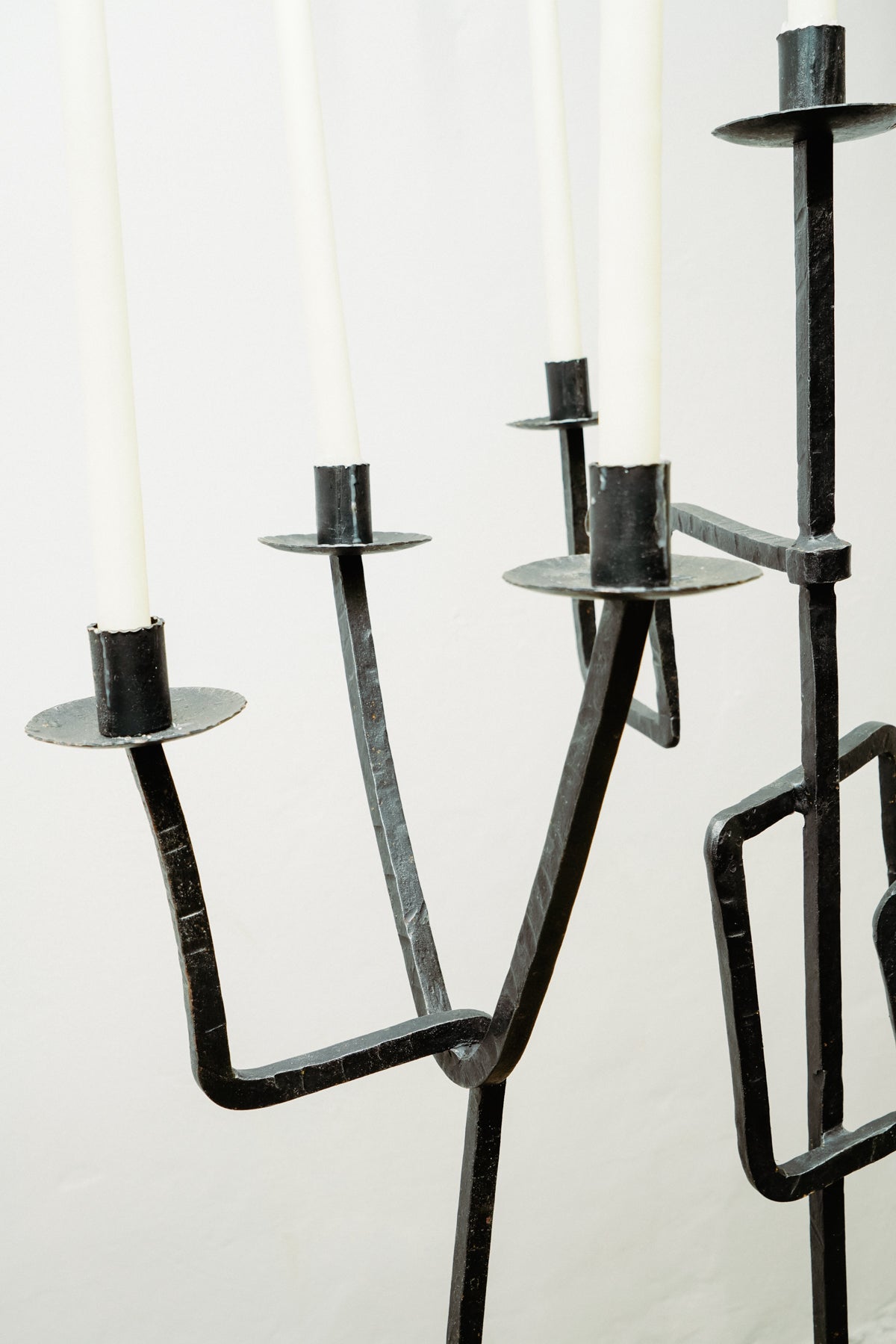 Big fer forgé candleholder