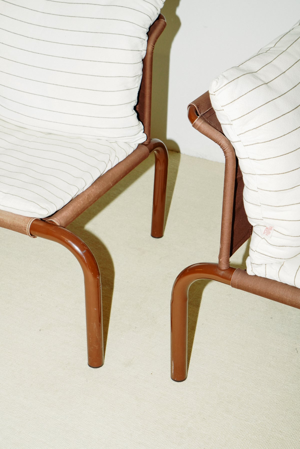Brown easy chairs by Thalia & Co, Italy 1980s (set of 2)