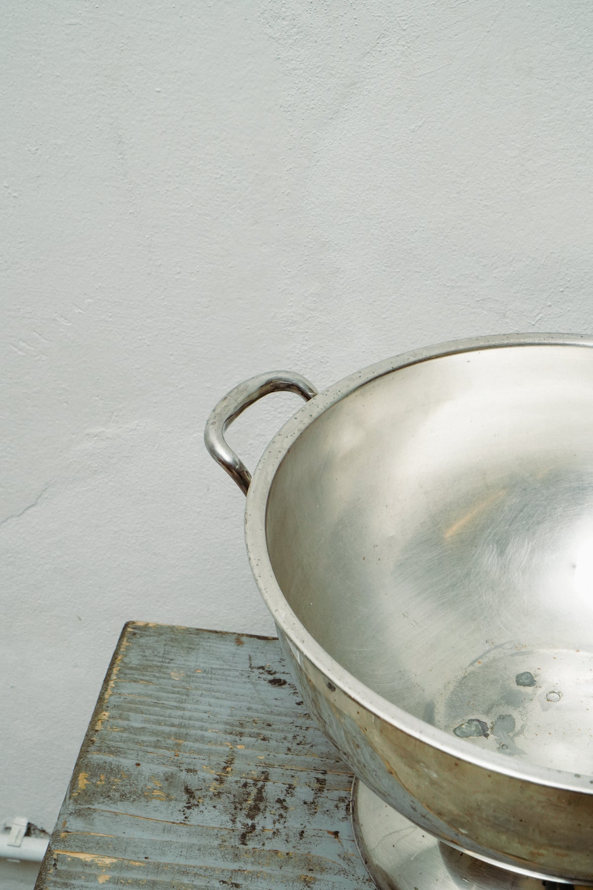 Big champagne bucket