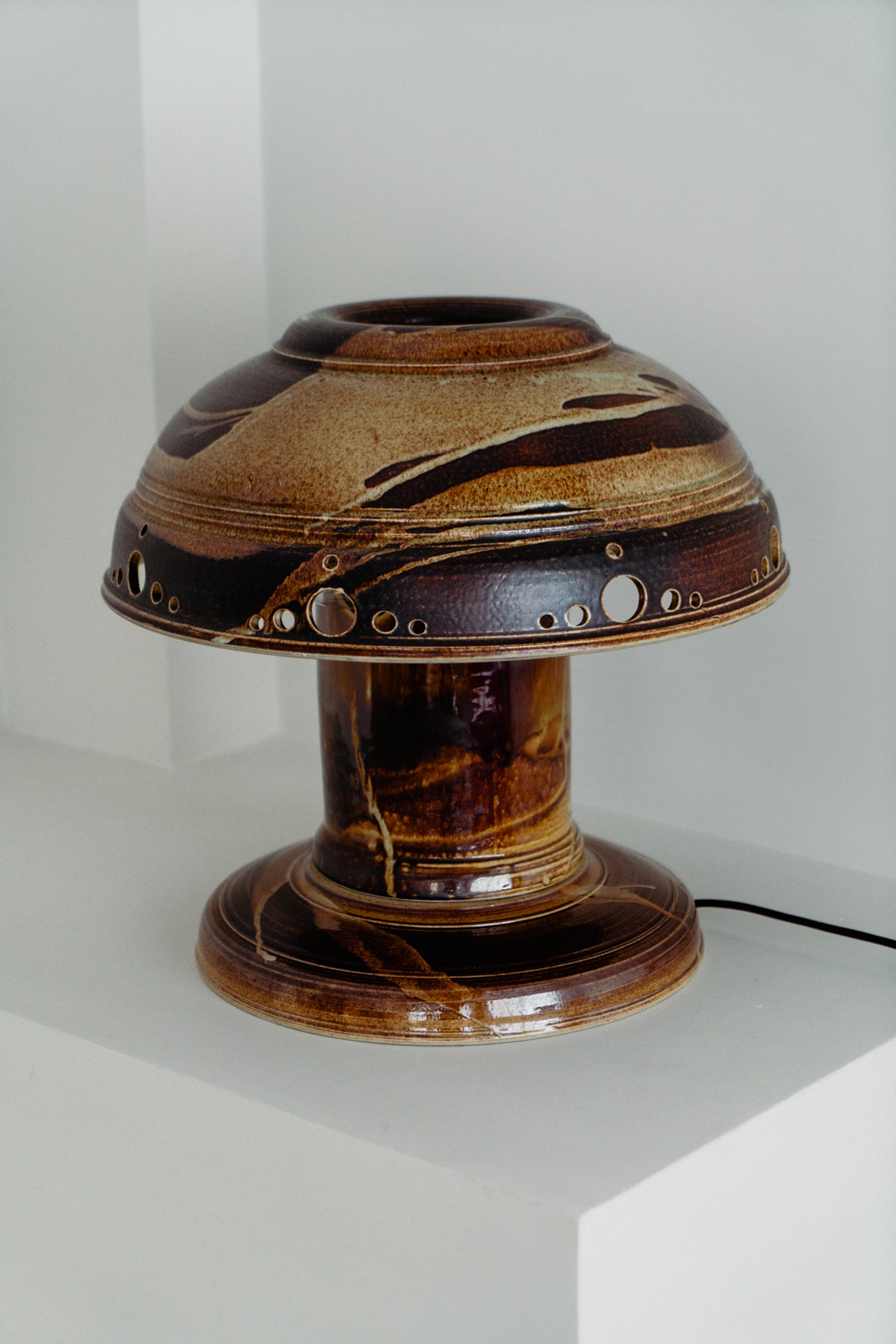 Flat lava ceramic lamp by Atelier Tönnieshof, Germany 1960s