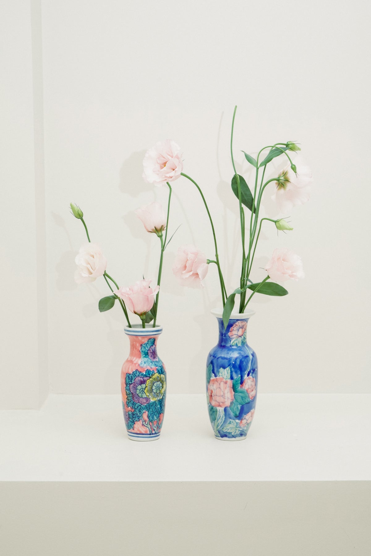 Mini Chinoiserie porcelain vases (set of 2)