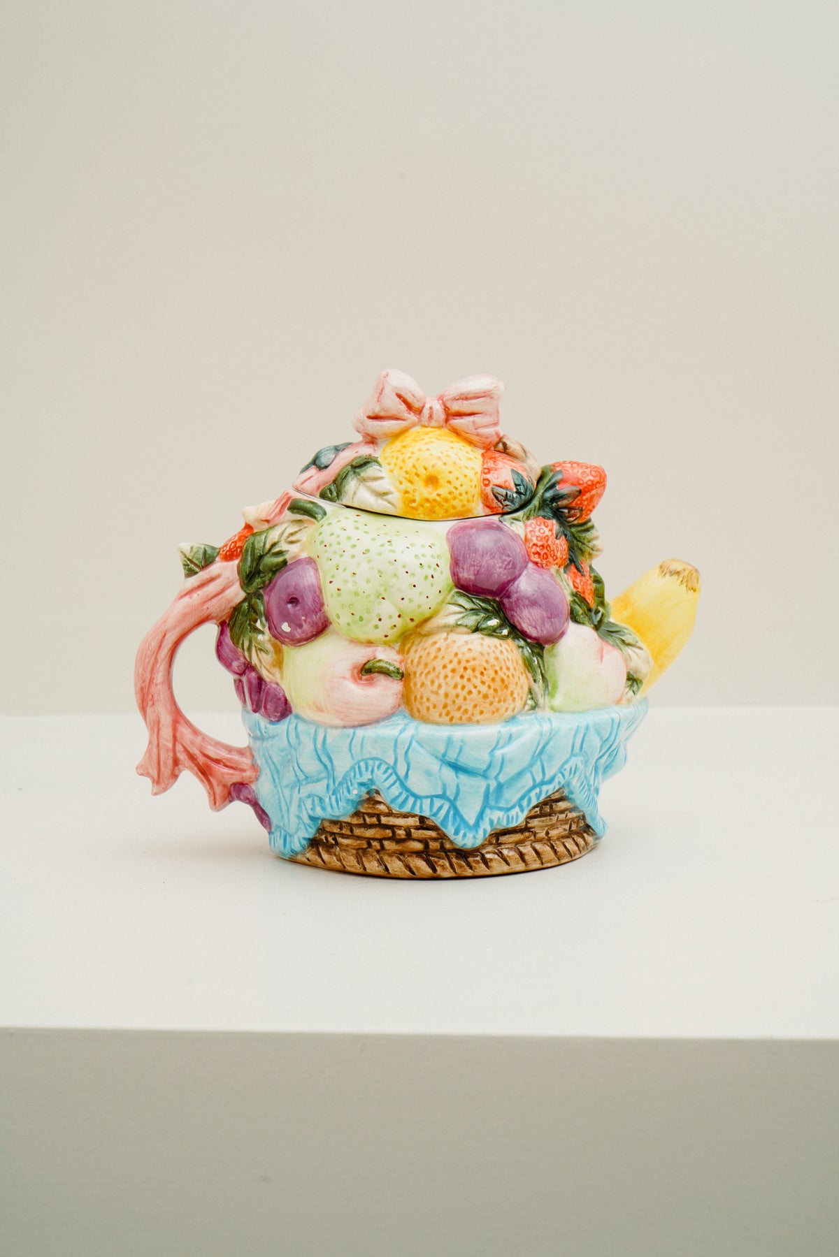 Ceramic fruit teapot