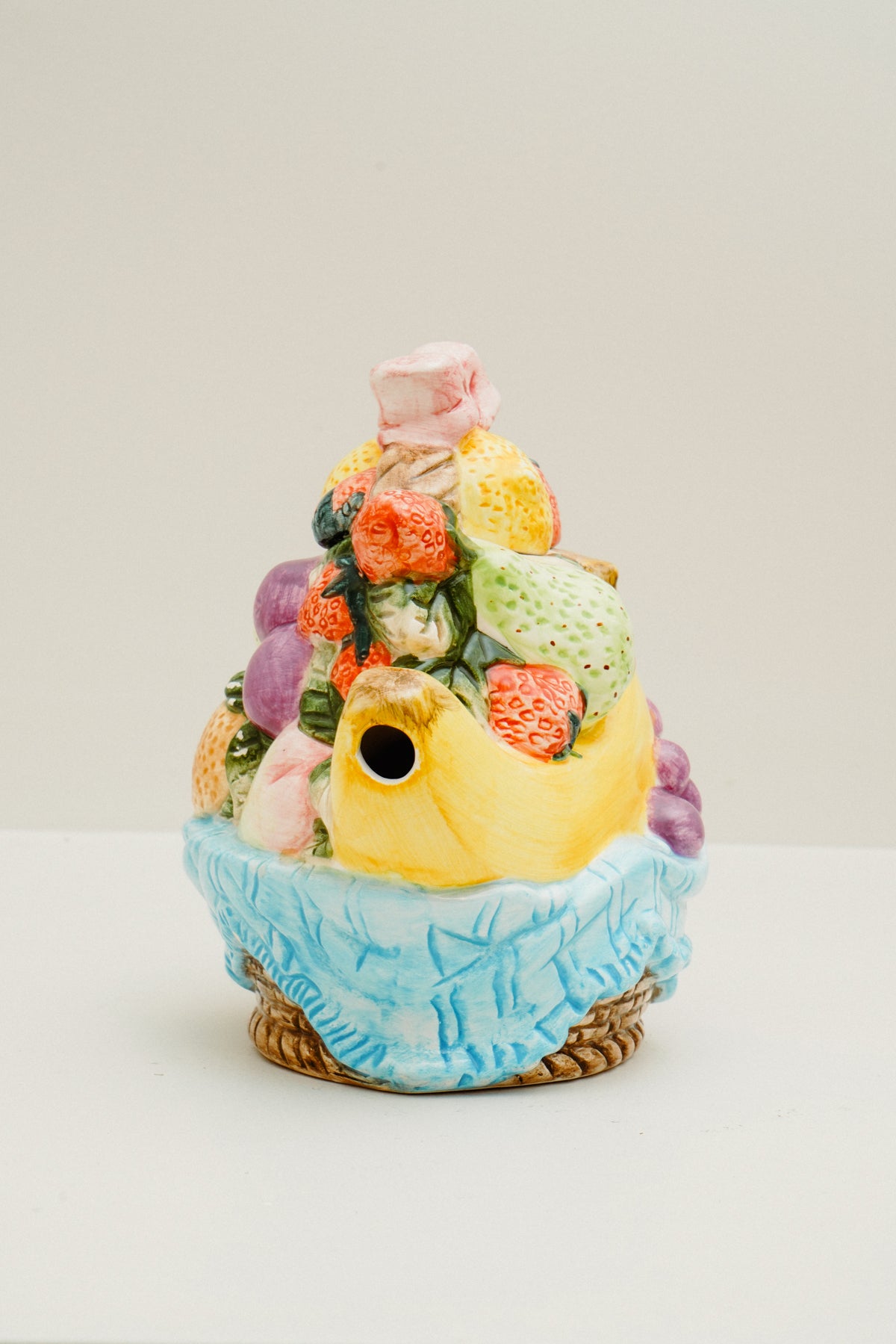 Ceramic fruit teapot