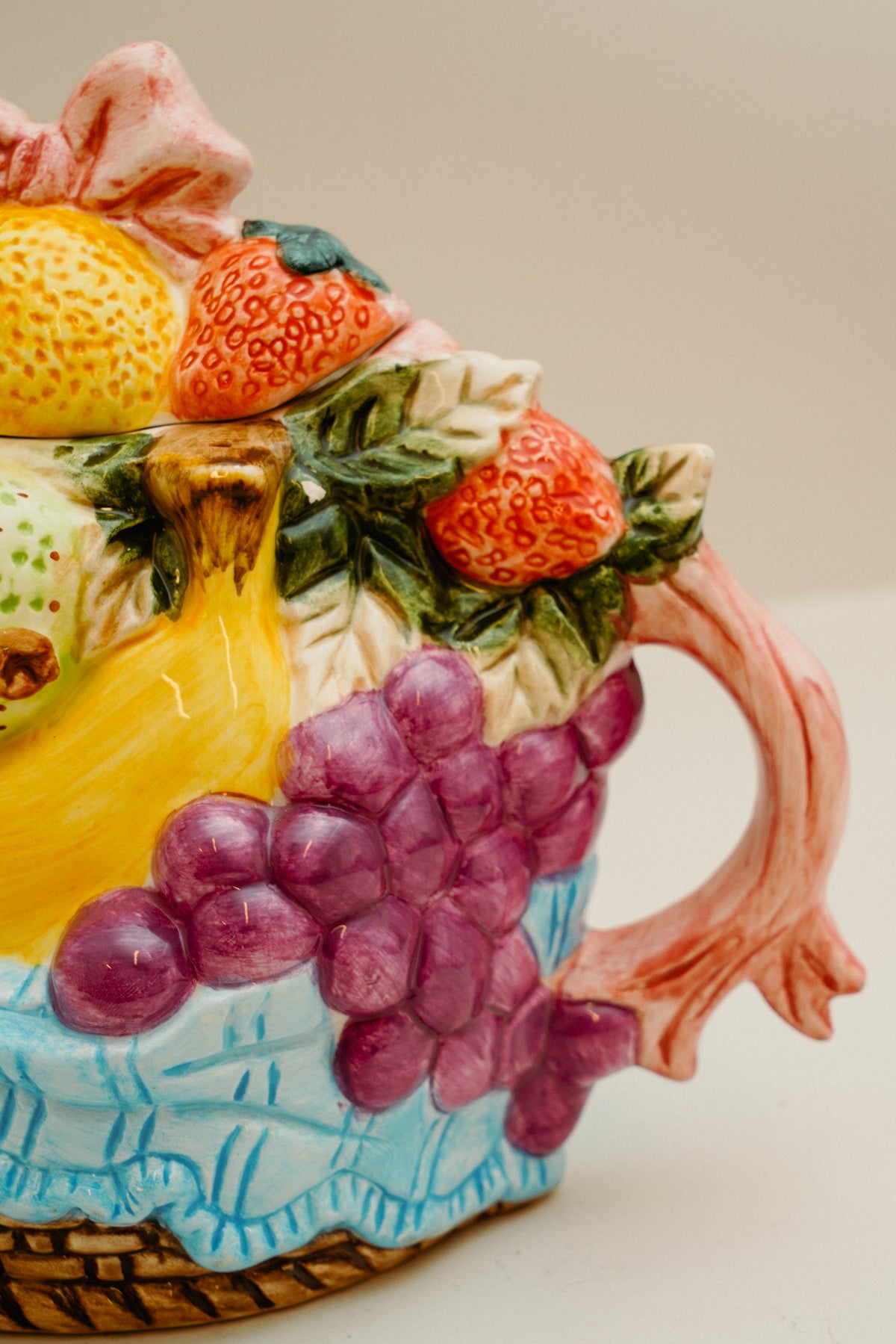 Ceramic fruit teapot