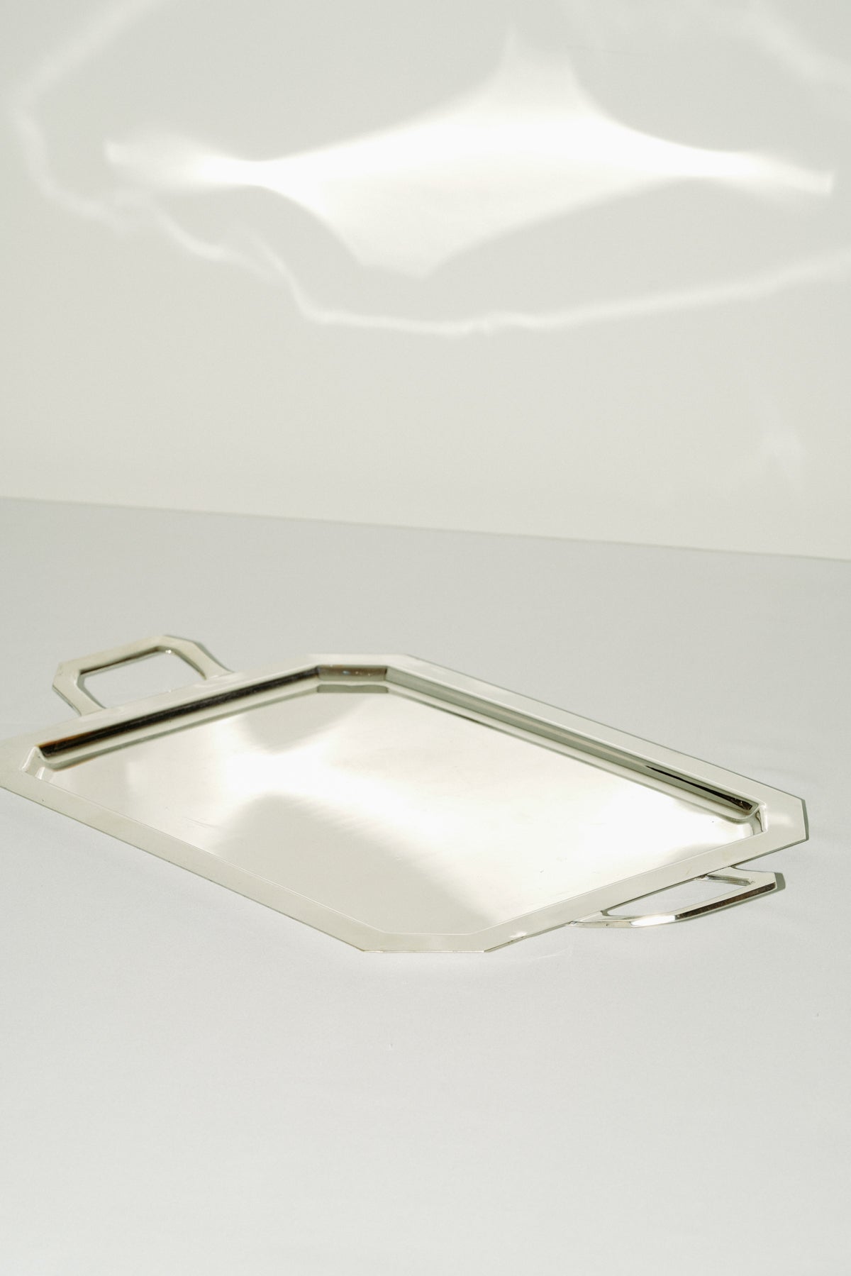 Big rectangular tray with handles