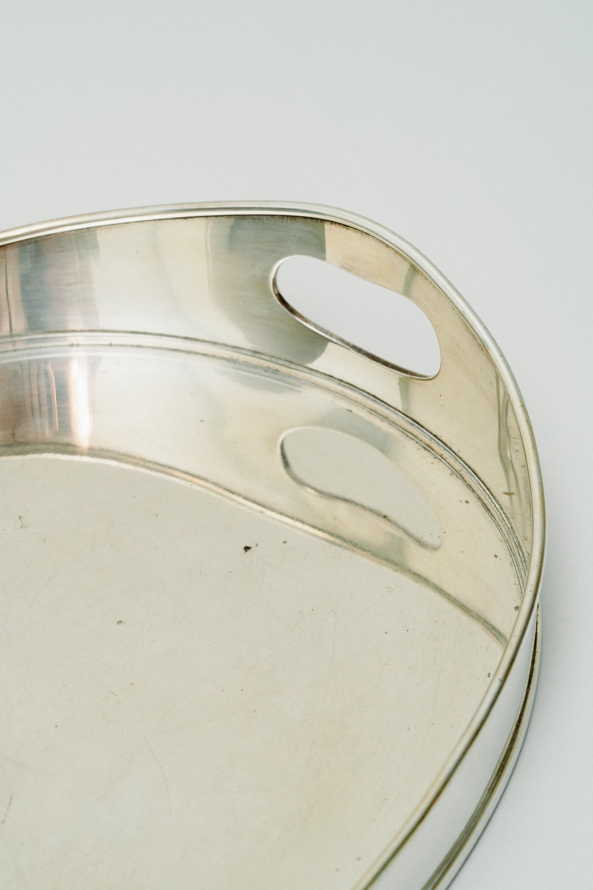 Big oval tray with handles