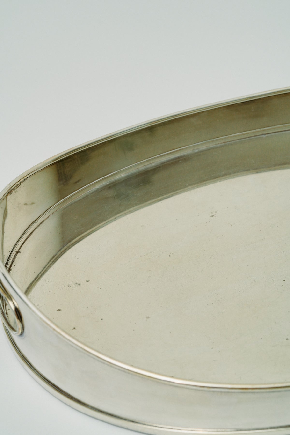 Big oval tray with handles