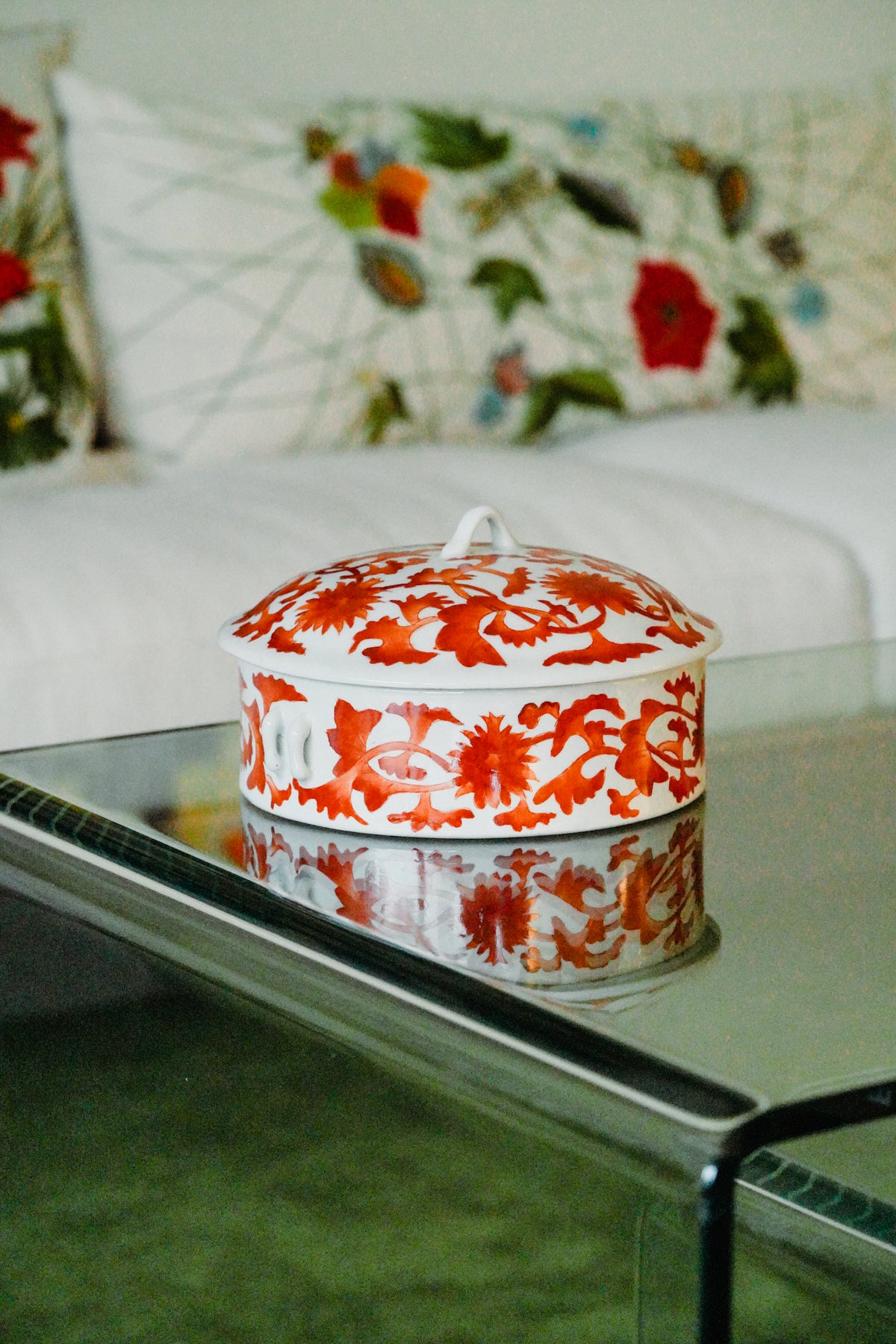 Red porcelain tureen