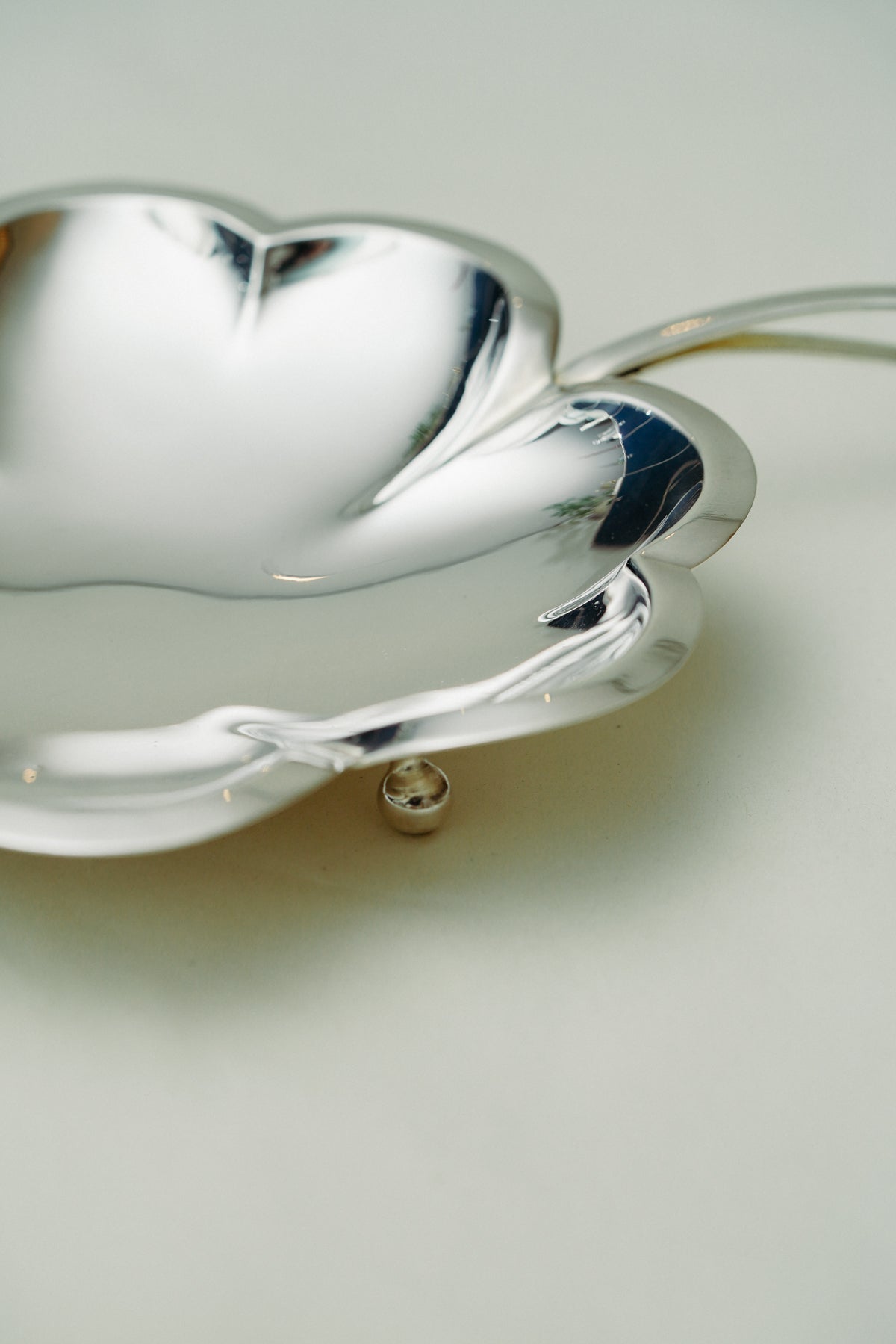 Four-leaf clover dish