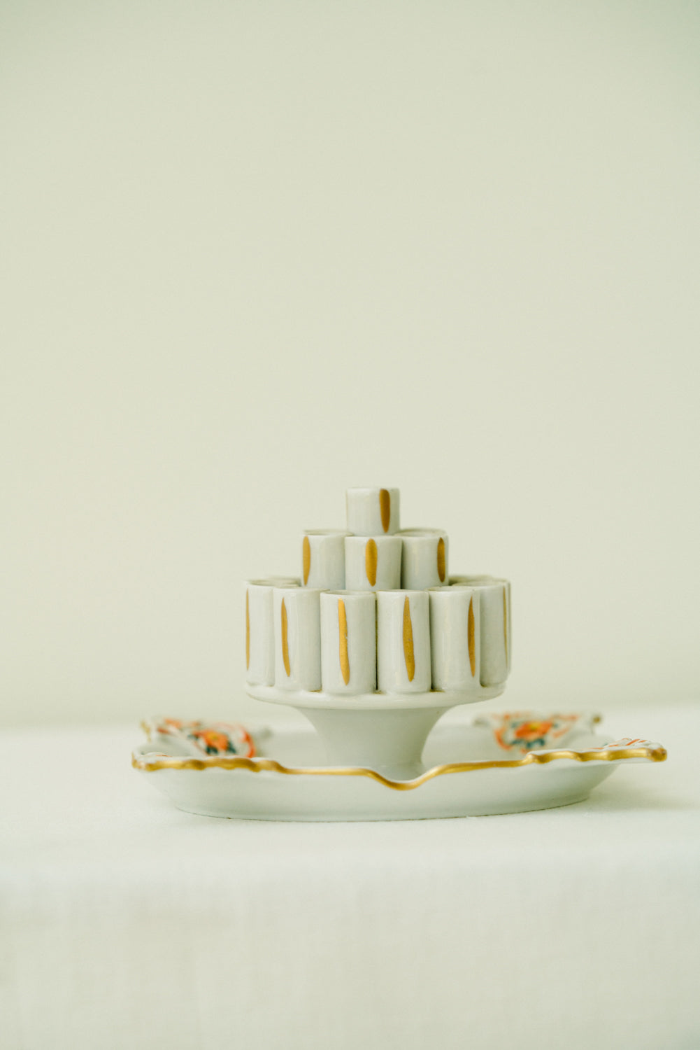 Ceramic cigarette holder/ ashtray