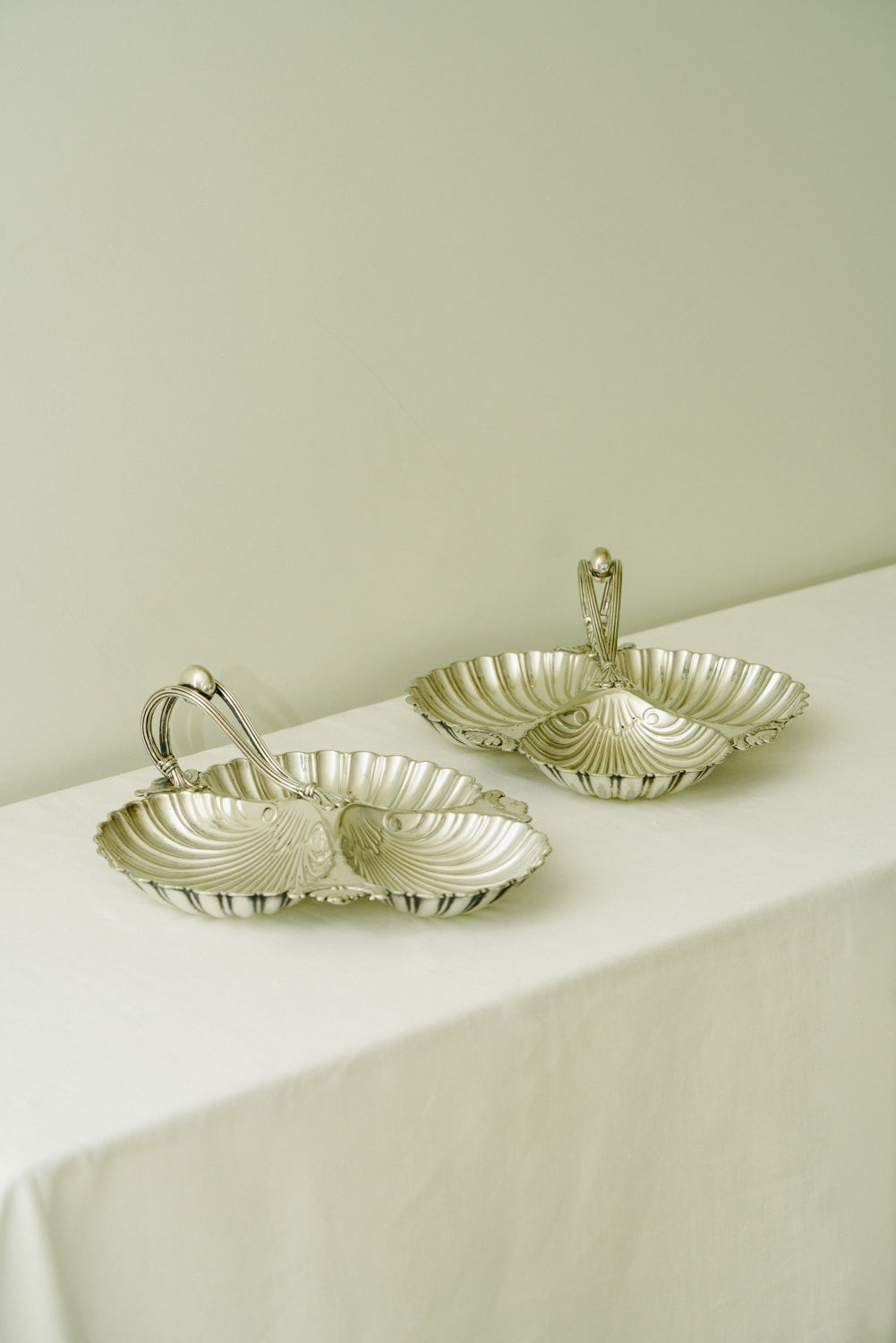 Sheffield shell aperitivo plates, set of 2