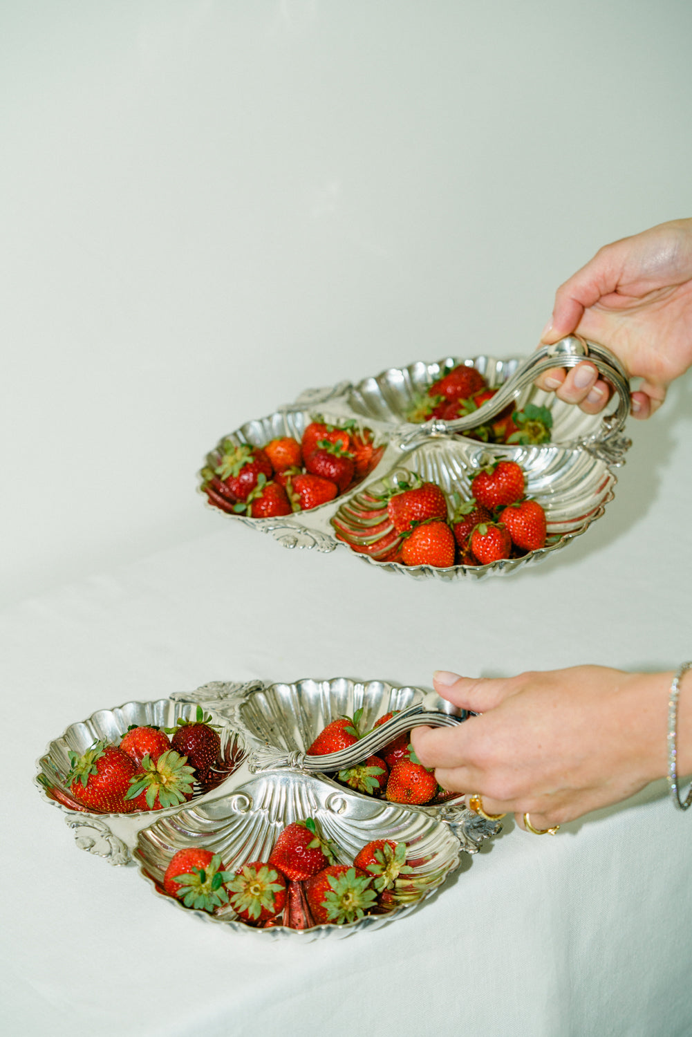 Sheffield shell aperitivo plates, set of 2