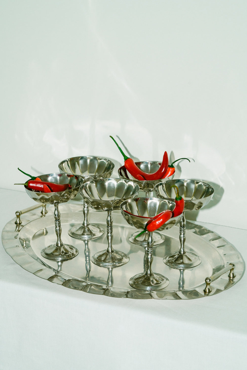 Set of 6 silver plated coupes with tray