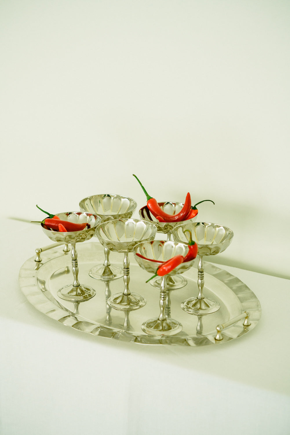 Set of 6 silver plated coupes with tray