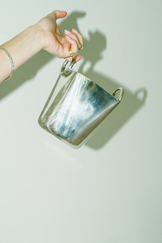 Ice bucket