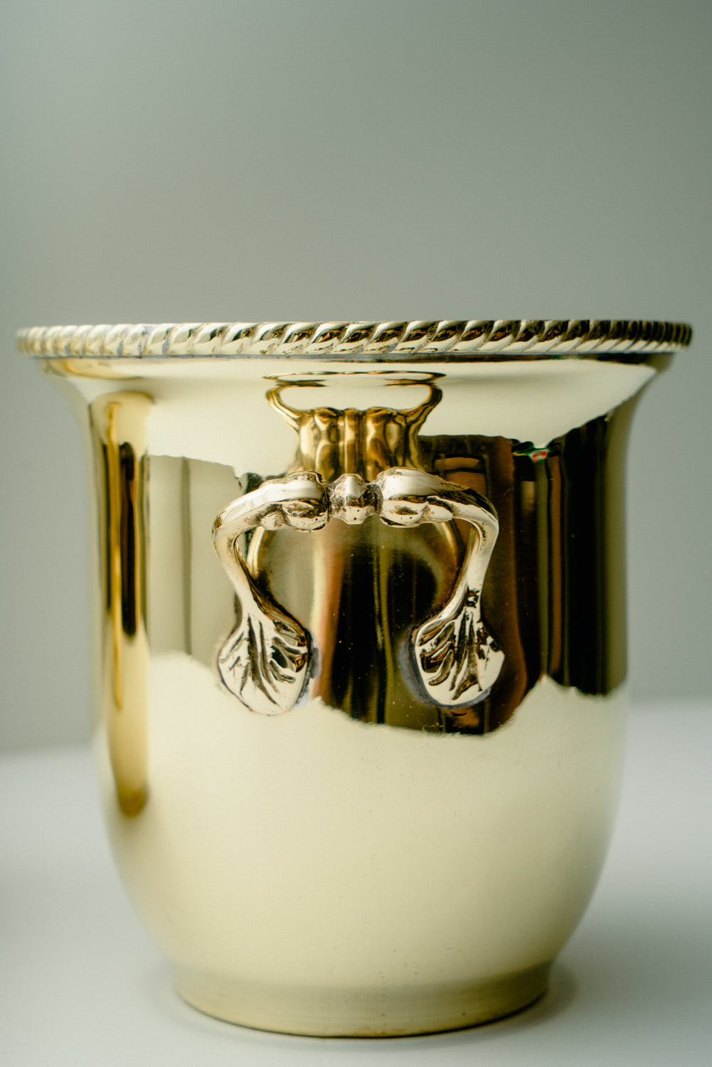 Set of 2 brass buckets