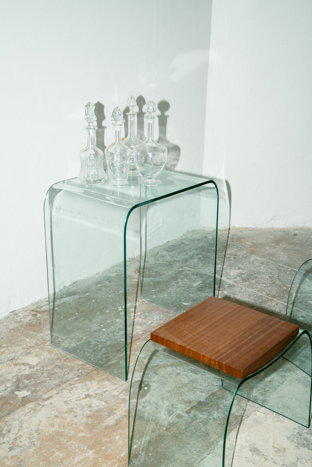 Onda poufs and console by Vittorio Livi for Fiam