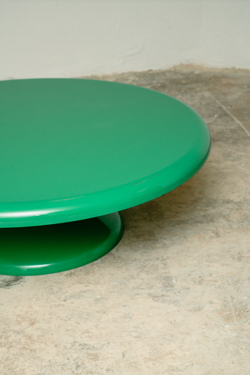 Artemide green round coffee table