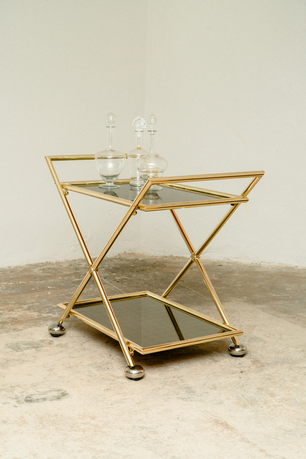 Trolley brass bar cart